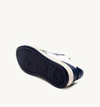 Load image into Gallery viewer, Sneakers Medalist White And Blue Leather