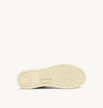 Load image into Gallery viewer, Sneakers Medalist White And Honey