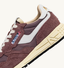 Load image into Gallery viewer, Reelwind Sneakers In Taupe Nylon And Suede