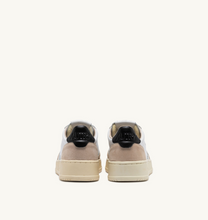 Load image into Gallery viewer, Sneakers Medalist Low In White And Black