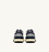 Load image into Gallery viewer, Hyperway Sneakers In Space Blue And Silver Mesh And Suede