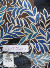 Load image into Gallery viewer, Shirt Collar Cuteway Blue Poplin