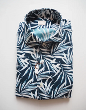 Load image into Gallery viewer, Shirt Collar Cutaway Blue Fabric