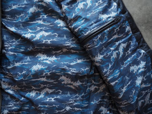 Load image into Gallery viewer, Navy Gilet x White Mountainneering