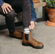 Load image into Gallery viewer, Blundstone Boots 1609 Brown