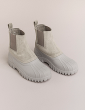 Load image into Gallery viewer, Balbi Light Grey Suede Shearling