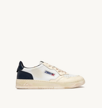 Load image into Gallery viewer, Sneakers Medalist Super Vintage White And Blue

