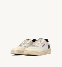 Load image into Gallery viewer, Sneakers Medalist Super Vintage White And Blue
