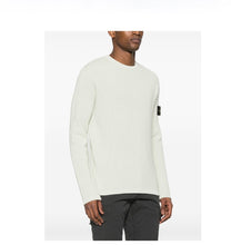 Load image into Gallery viewer, Crewneck Sweater Pistachio Green
