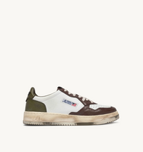 Load image into Gallery viewer, Sneakers Medalist Super Vintage Military Green And Brown
