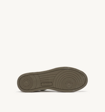 Load image into Gallery viewer, Sneakers Medalist Super Vintage Military Green And Brown
