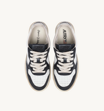 Load image into Gallery viewer, Sneakers Medalist Super Vintage Dark Grey And Blue
