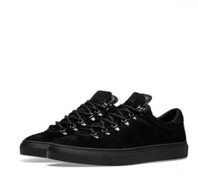 Load image into Gallery viewer, Marostica Low Black Suede/Black Sole
