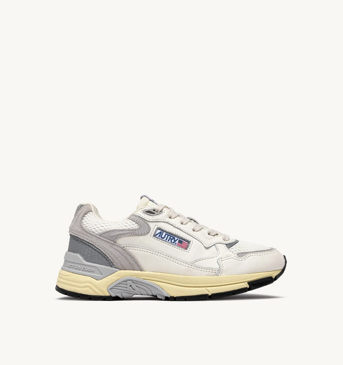 Hyperway Sneakers In White
