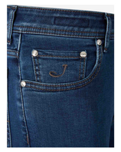 Load image into Gallery viewer, Bard Slim Jeans in Blue
