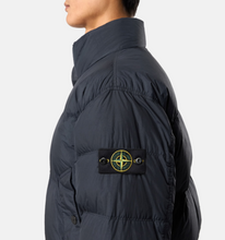 Load image into Gallery viewer, Down jacket 'Garment Dyed Crinkle Reps NY' Navy Blue
