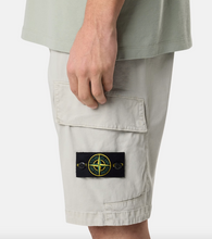 Load image into Gallery viewer, Cargo Shorts Pearl Grey
