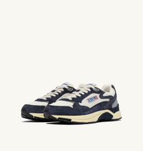 Load image into Gallery viewer, Hyperway Sneakers In Space Blue And Silver Mesh And Suede
