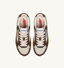 Load image into Gallery viewer, Hyperway Sneakers In Sand And Brick Red Mesh And Suede
