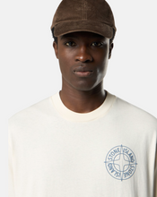 Load image into Gallery viewer, T-shirt With ‘Outline Compass’ Print Ivory
