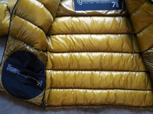 Load image into Gallery viewer, Yellow Quilted Jacket In 7 Den

