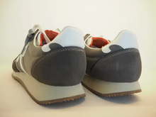 Load image into Gallery viewer, Grey Tiantan 99 Sneakers
