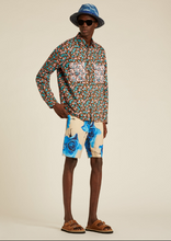 Load image into Gallery viewer, Beige Linen-Blend &#39;Monarch Rose&#39; Print Shorts
